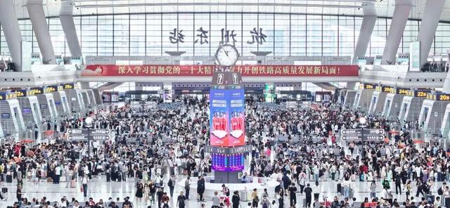 增开304对临时旅客列车! 夜间高铁、动卧列车, 安排!