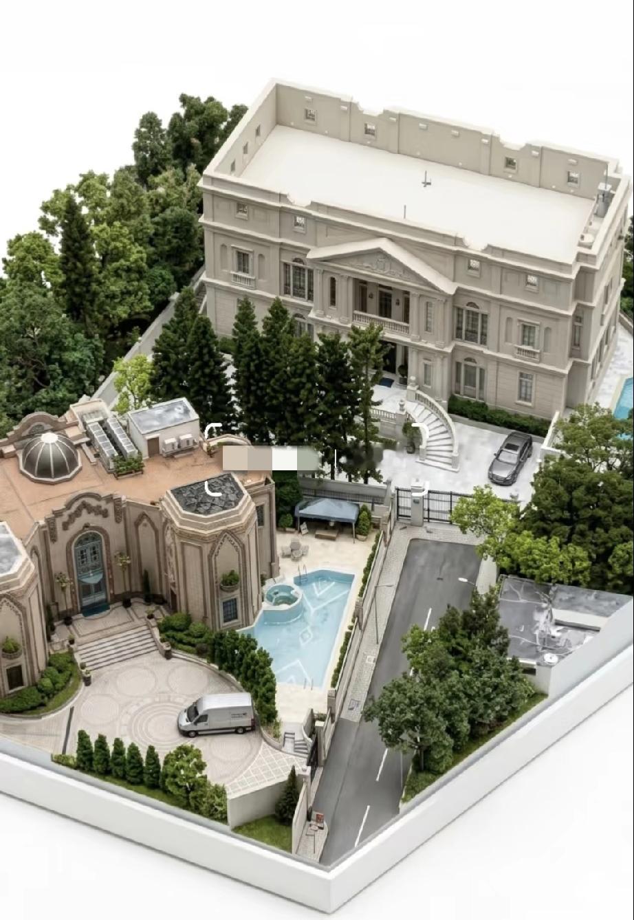 以前总觉得，hk那些大富豪们，住的都是超级大的别墅豪宅。后来才发现，即使是像