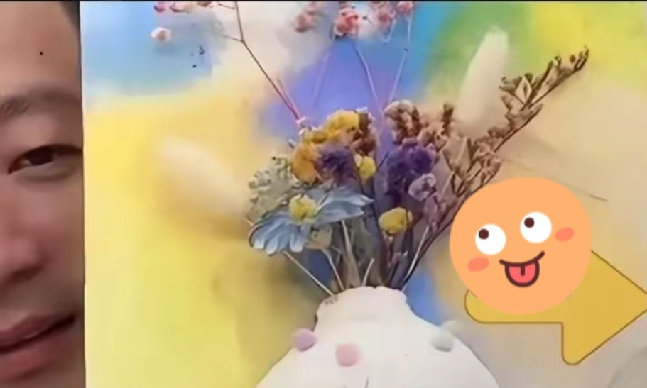 被小玥儿的画暖到！汪小菲晒小玥儿立体画啦！他超骄傲说“我家宝贝从小爱画画，动手