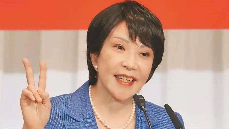 日本政坛这次是真的“炸锅”了。山本太郎指着高市早苗的鼻子痛骂“卖国贼”，这场面精