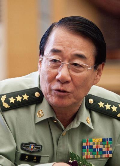 1985年，林豆豆被分配到郑州的一家修理厂担任普通女工，此时她已重病缠身，多次向