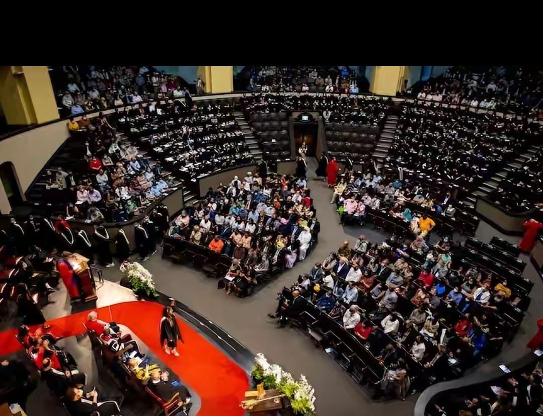 美加英联手“清洗”留学圈，印度血亏千亿，中国该接盘？美加英突然对留学市场动