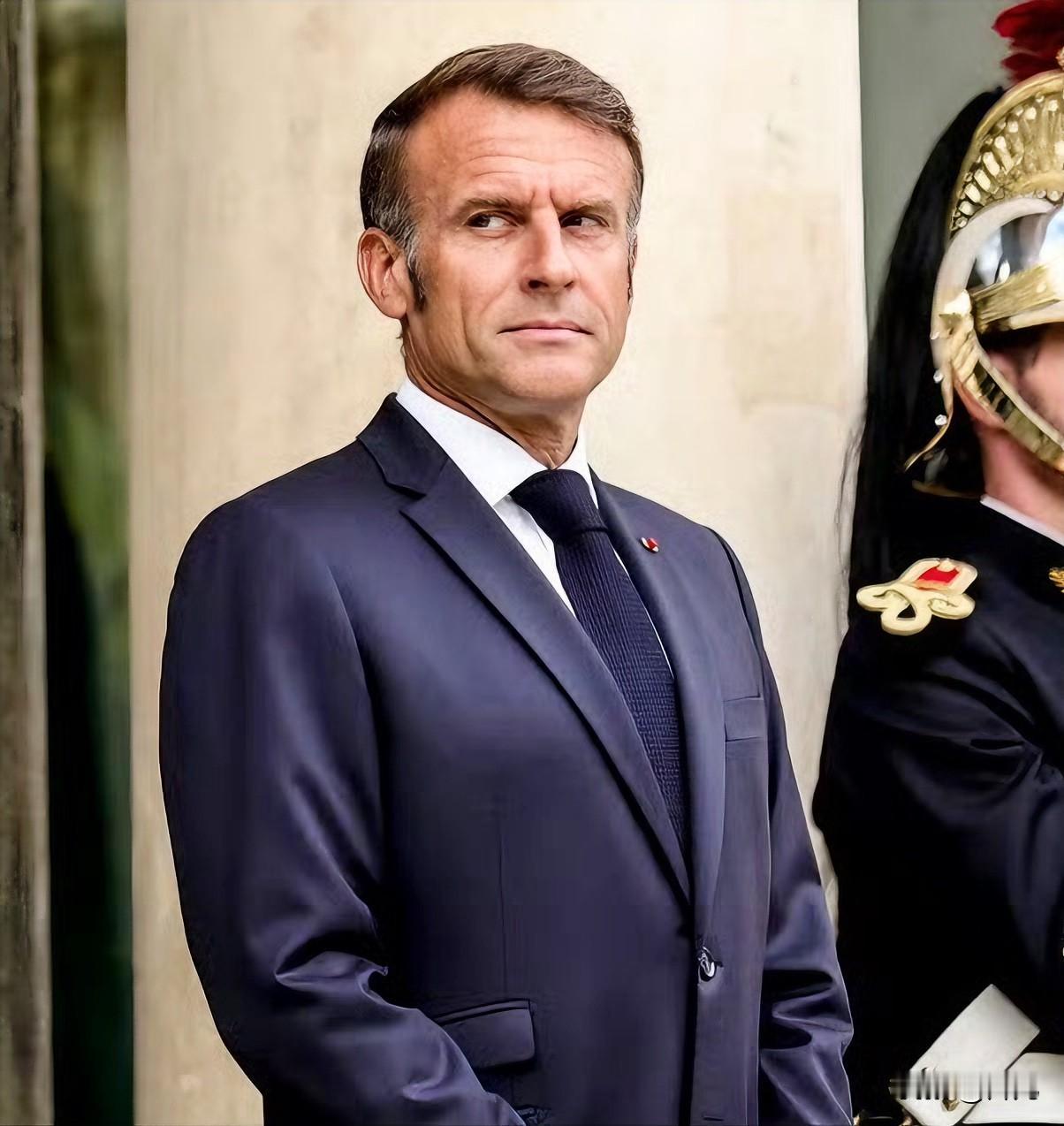 马克龙又变脸了，直接批评美国正在背弃盟友。法国总统马克龙看到国际社会纷纷谴责特朗