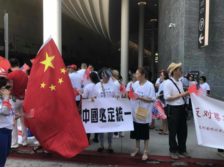 大陆已经获悉，7月26日夜台独购买美国的坦克将运抵新竹港口，为啥大陆海警船不在新