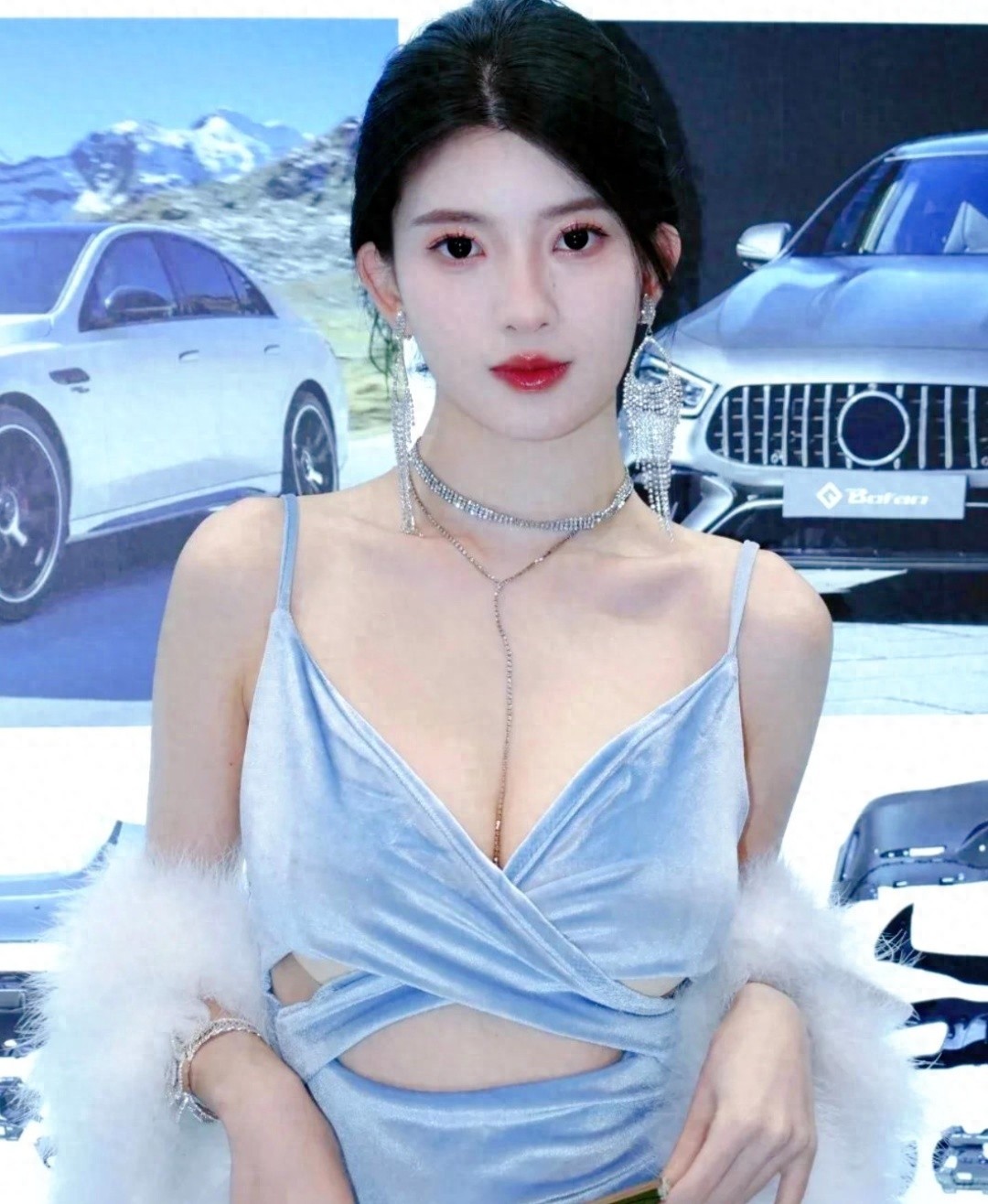 BB酱车展女神引领行业潮流造型太惊艳了！