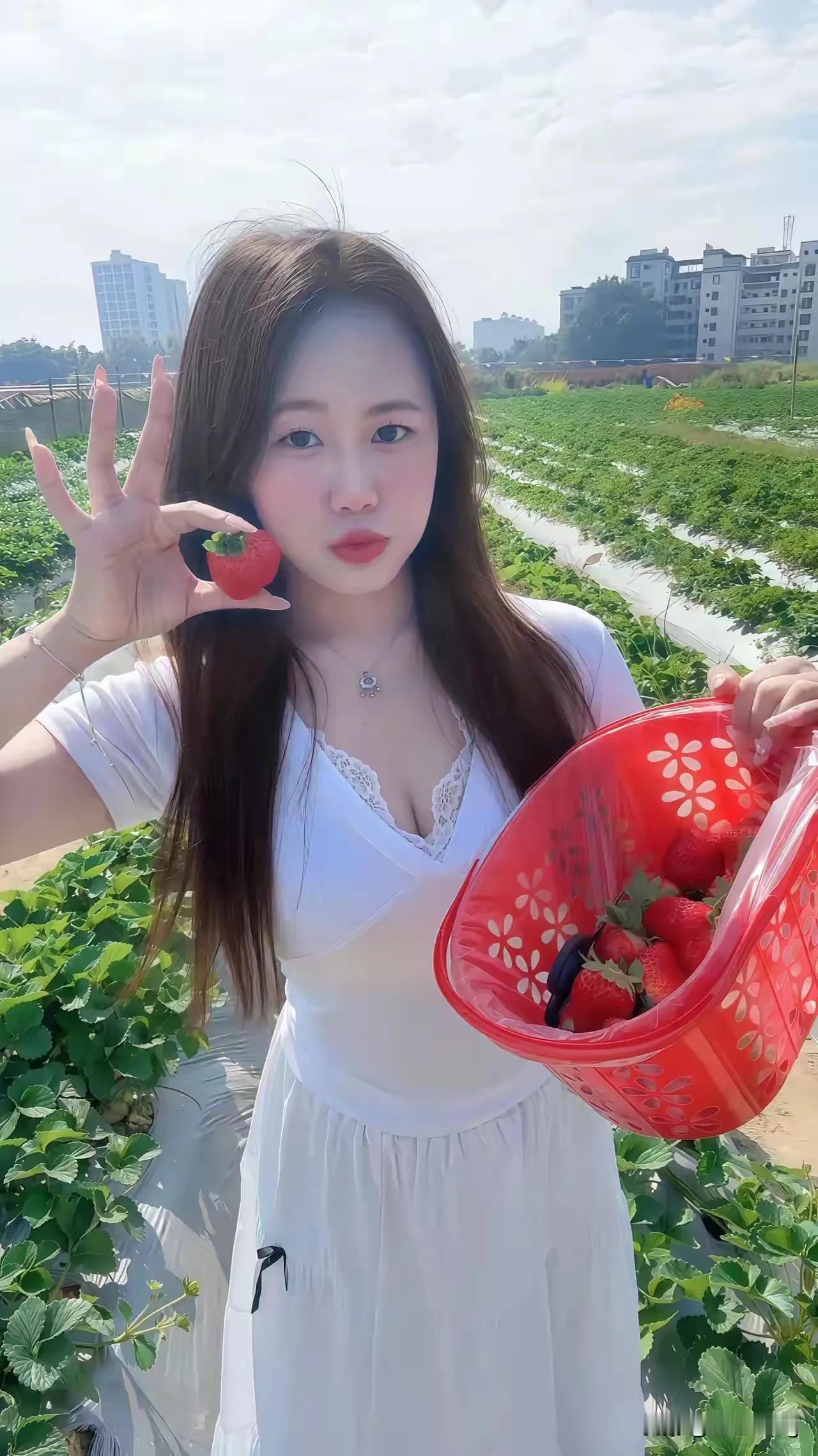 你觉得草莓好吃吗？