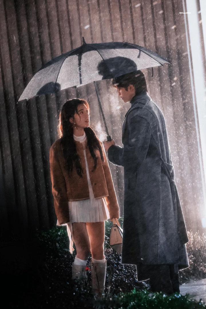 林屿森陪聂曦光重读三体你的赛博读书搭子已上线微小说大赛聂曦光说“要跟林博士一起