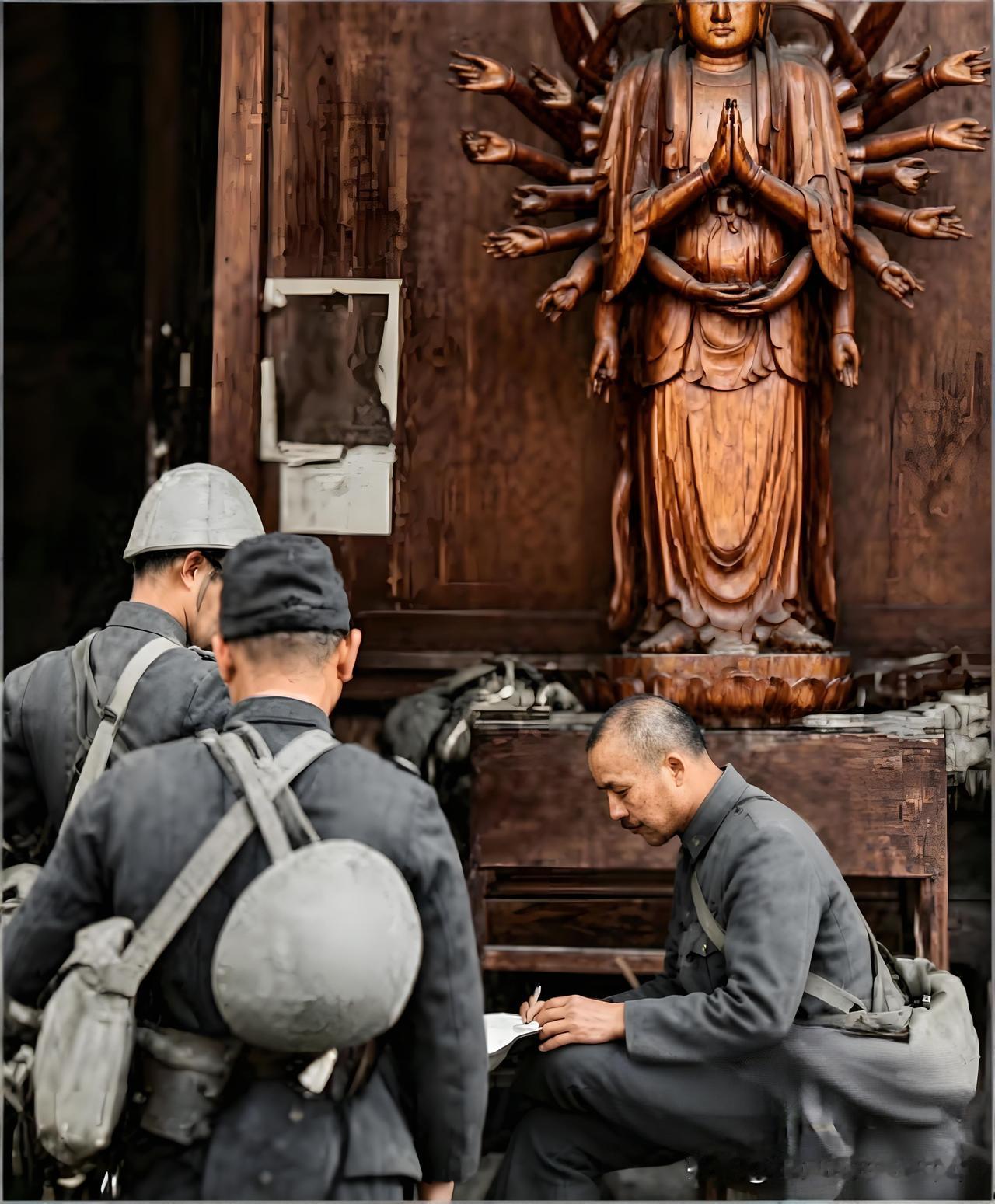1937年12月13日凌晨，南京沦陷，毫无人性的日军对已经放下武器投降的中国军人