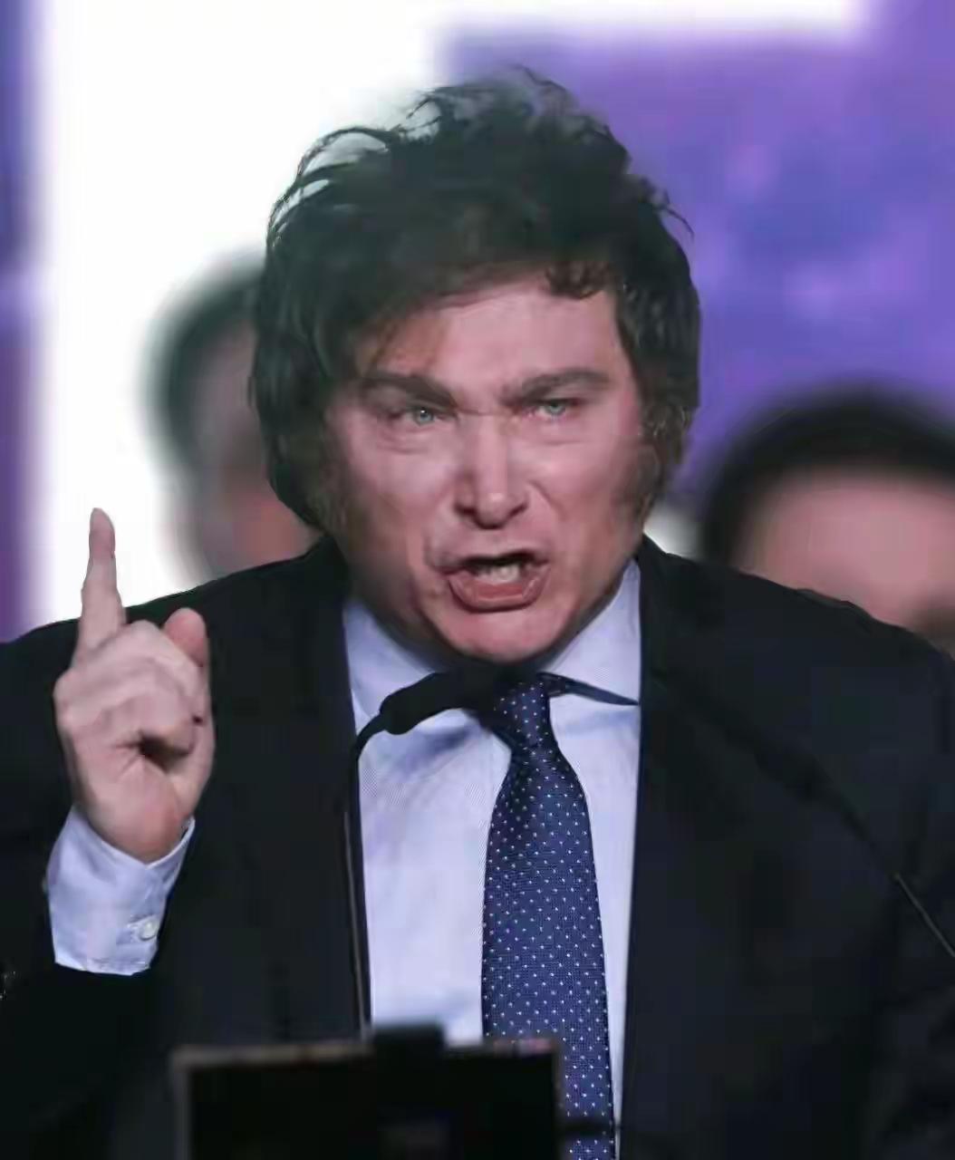 阿根廷总统米莱所在的自由前进党已经是回力无天了。面对民意不断下降，这时候他们感到