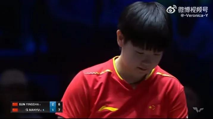 曼昱扳回两局！大比分来到2-2平！前四局具体比分为:孙颖莎🇨🇳11-9，