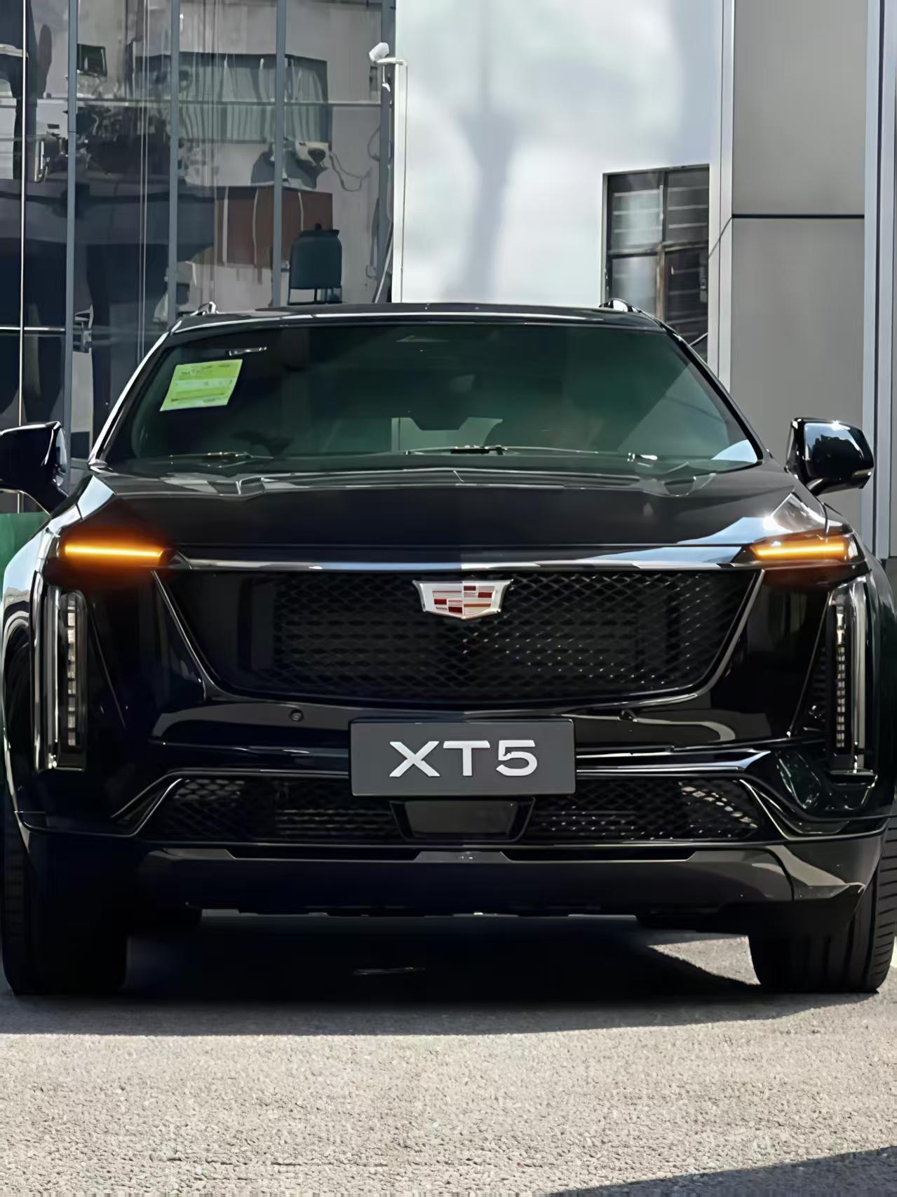 凯迪拉克XT5怎么选？三个版本配置差异理清，不花冤枉钱。看豪华中型SUV