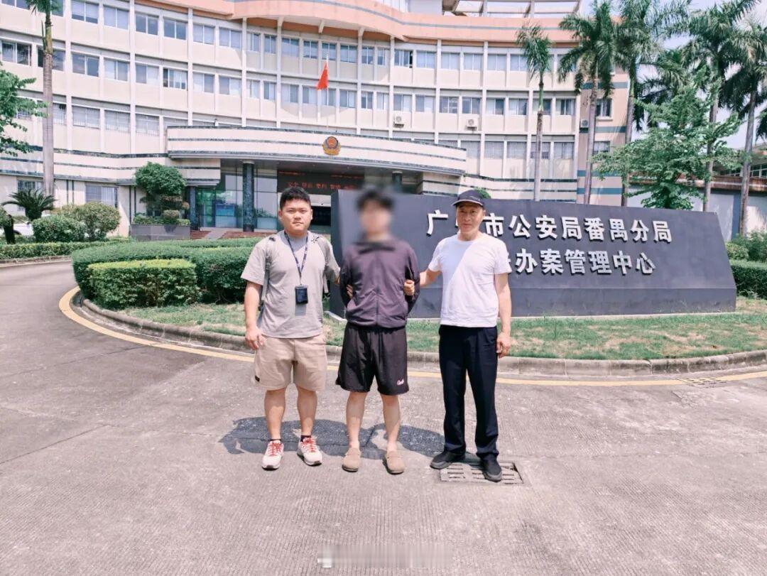【这卖家怕是忘了，游戏账号卖了就不是自己的了】#交易游戏账号后被卖家恶意盗回#近日，钱塘公安临江派出