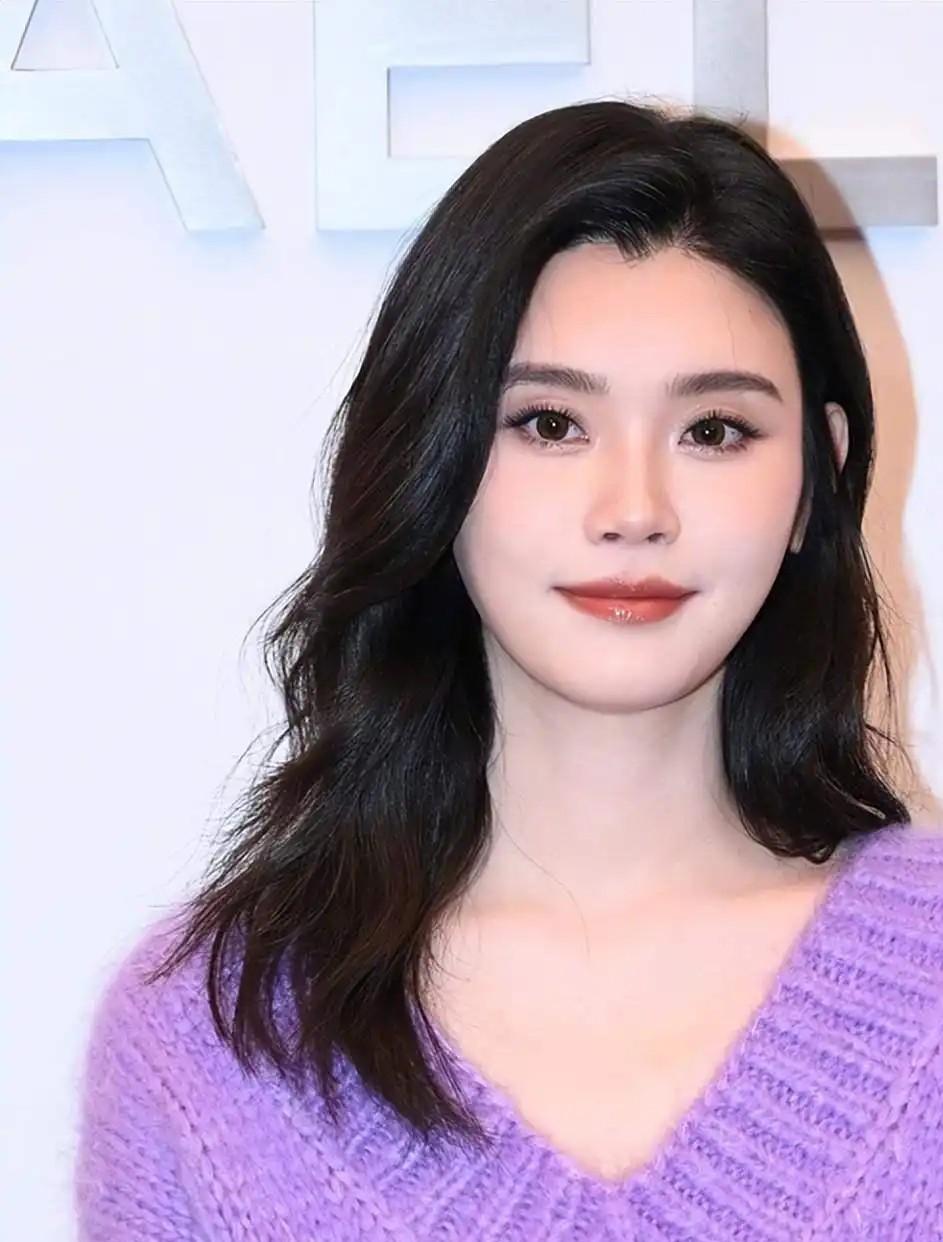 奚梦瑶给所有女性提了个醒，你可以嫁入豪门，你也可以生儿育女，但必须要在自己