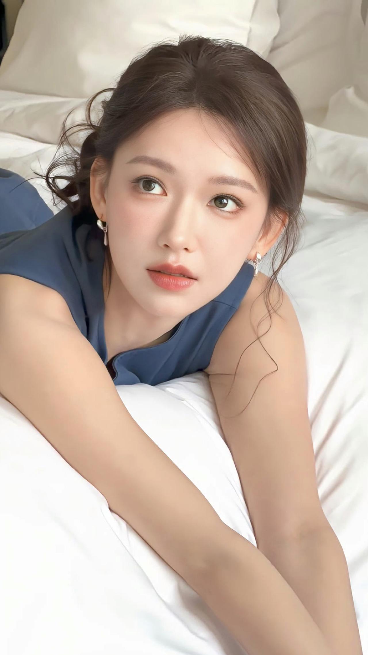 程潇素装也非常的好看爆料程潇美女