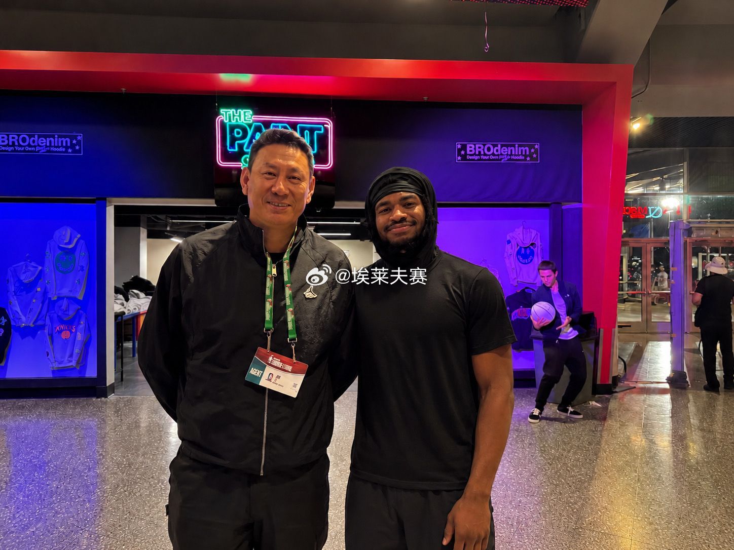 北京首钢nba李楠指导&小火车托马斯📷