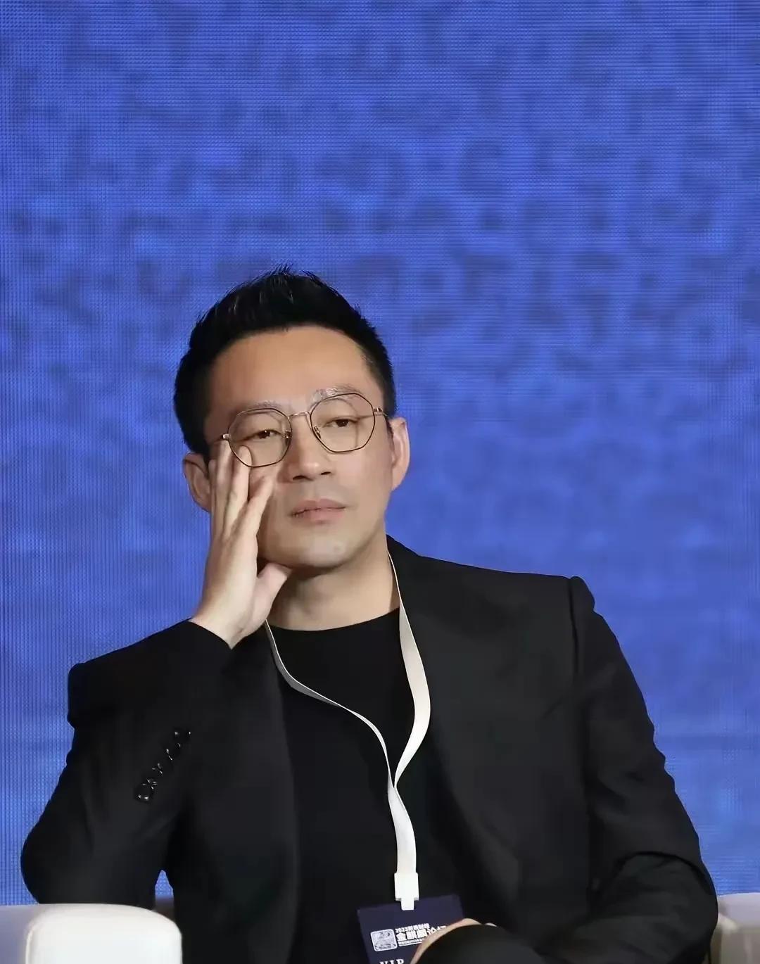 现在，卤蛋都恨不得认汪当干爹。汪真是做梦也想不到，自己老婆找到的后汉子，竟然要给
