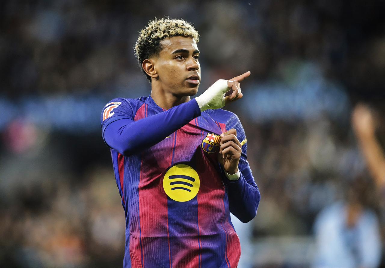 亚马尔：有威胁的进攻都在你这里了，就是射术练出来就完美了？？？奥尔默：还是挺强