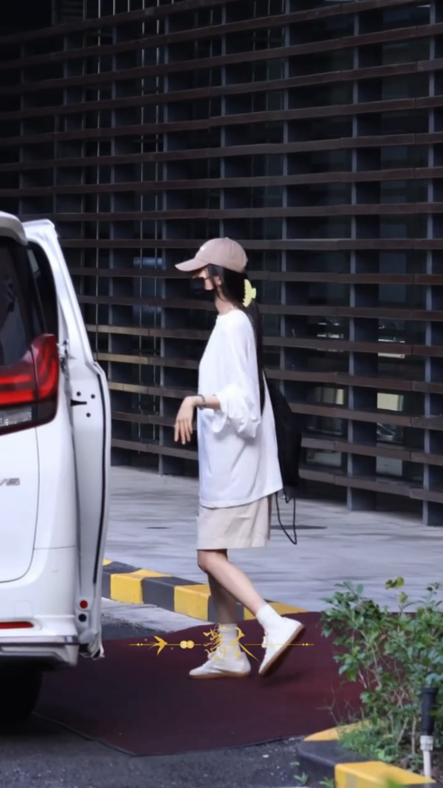 此女私服穿搭完全是在展示天资🥵杨幂私服穿搭完全是在展示天资