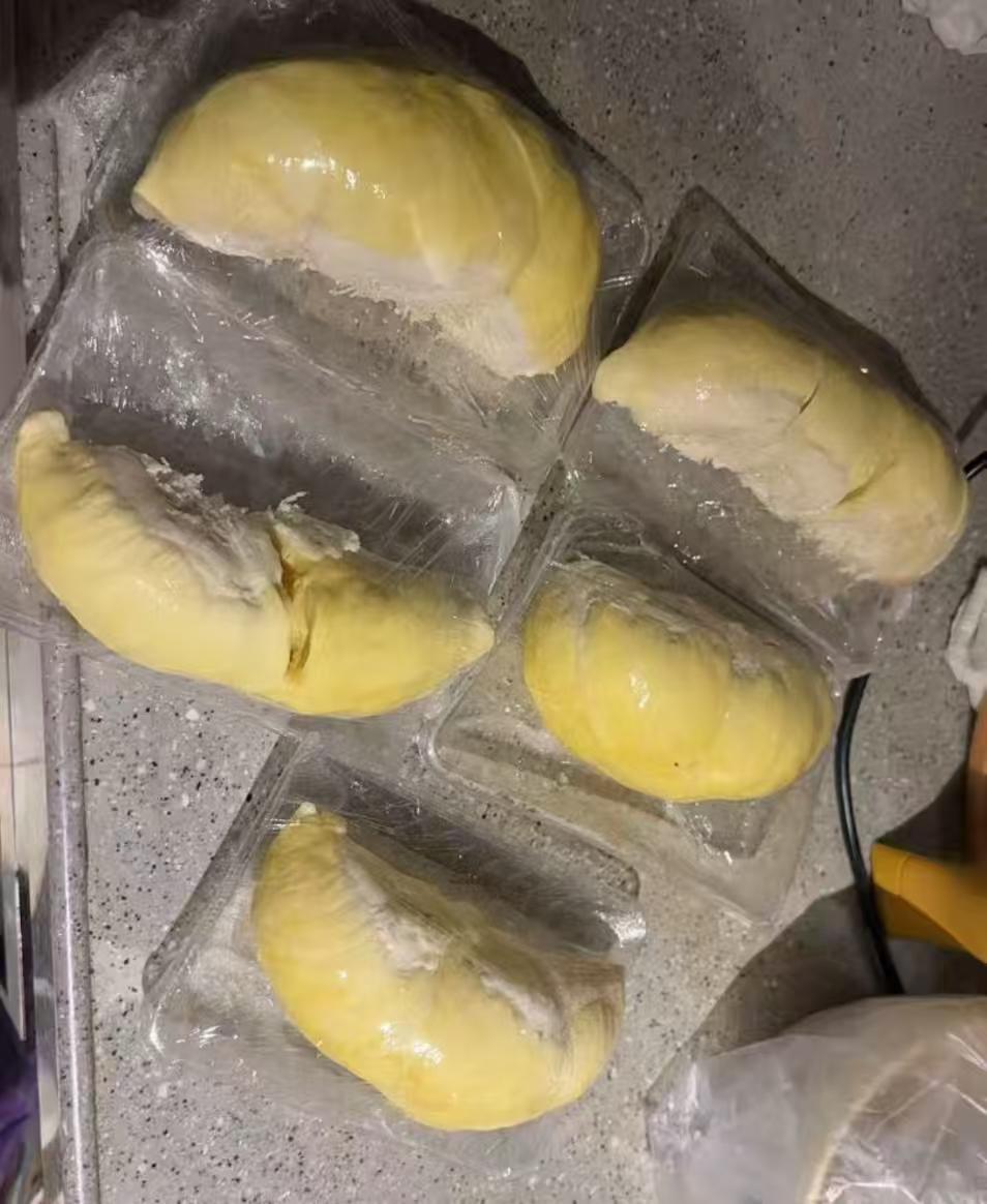 榴莲真的有那么好吃吗？感觉100块真的不是很划算，为什么会那么多人会神话它。
