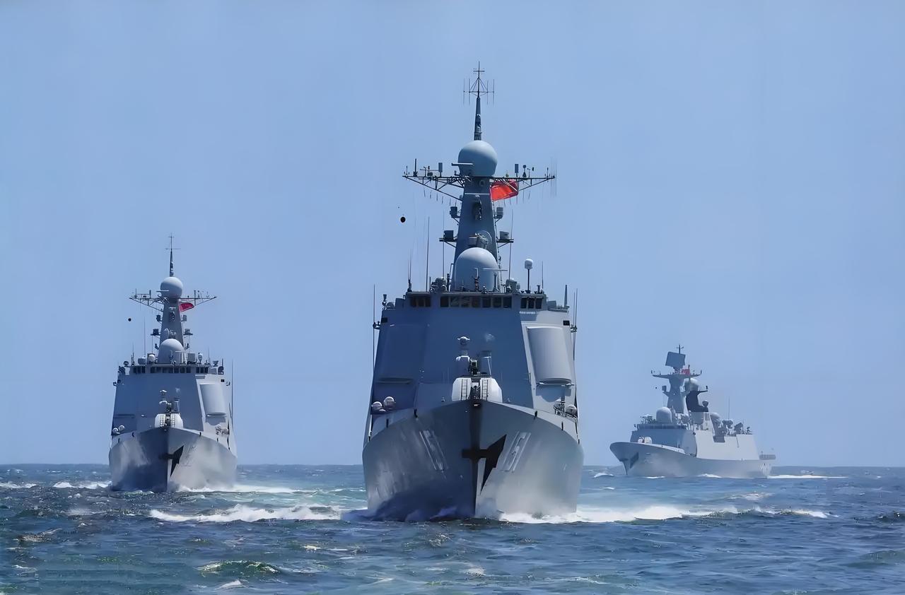 我个人觉得，以我们现在的海军舰艇数量，只围一个小岛不是浪费了吗！所以我建议，今后