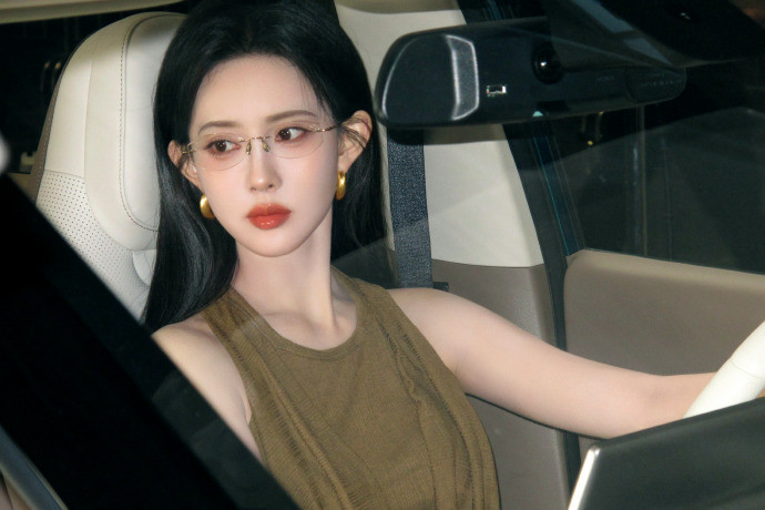1.孟姐跟小林后续还有剧，不会解绑的。2.阿里和最高法联合出品的现代题材剧《刑事