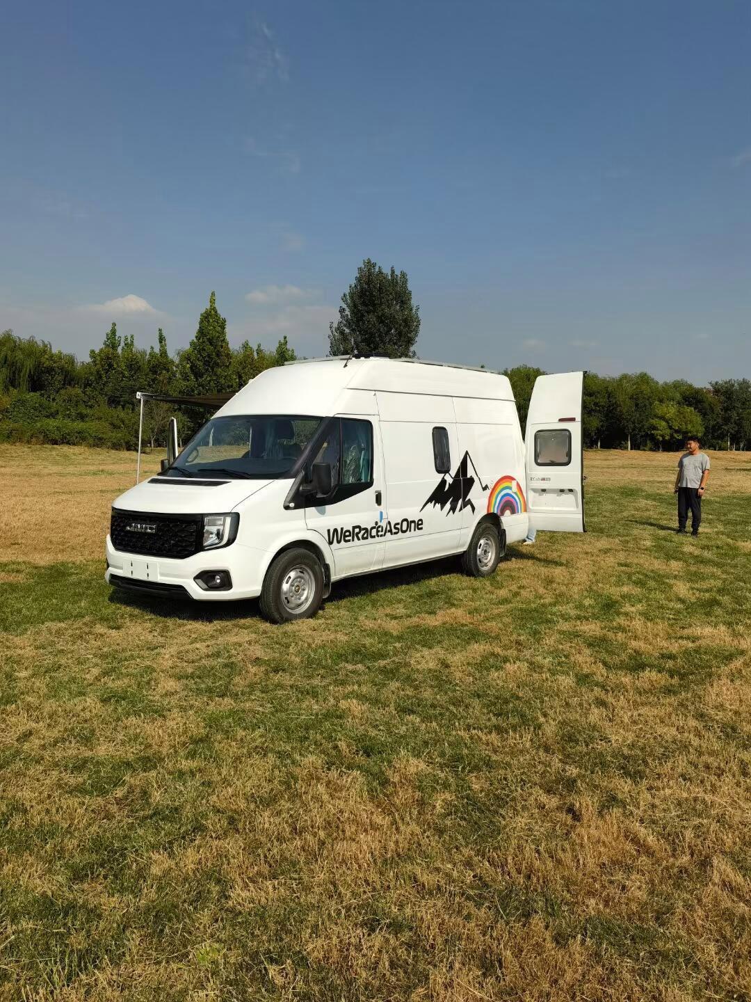 B型房车这么玩，最后卖车时心会滴血。这哪是旅行，简直是给二手车贩子打工。我—