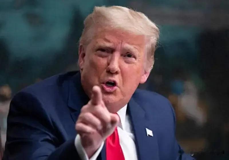 美国和委内瑞拉达成了一项规模庞大的石油协议，真正紧张的可能是加拿大，卡尼总理或许