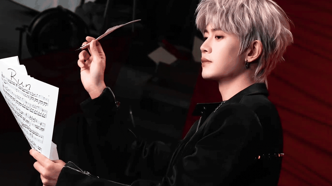 任嘉伦，贤哥，宣夜齐上阵，每一位都是王者，马上过年了，又到了任嘉伦霸屏的时