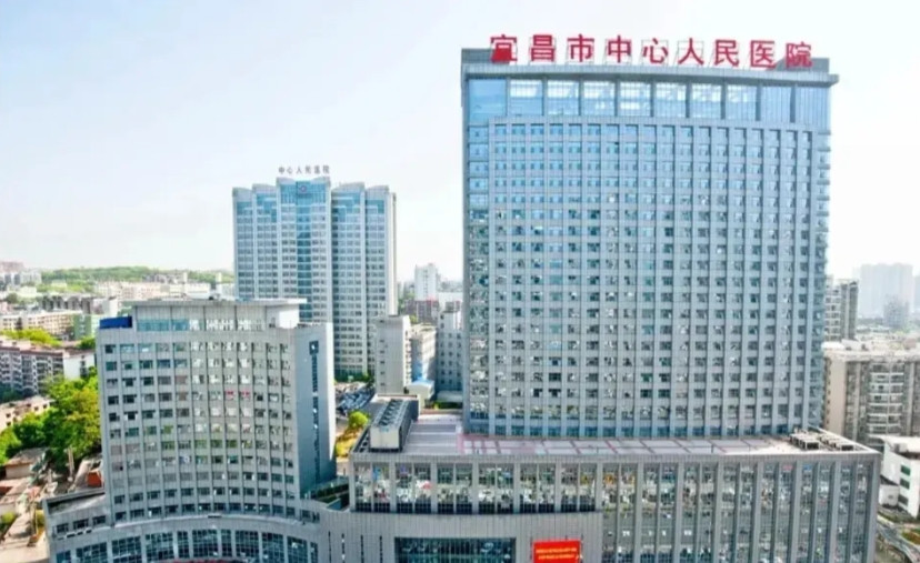 这两天，女大学生输液死亡事件轰动全国，把宜昌市中心人民医院推到了舆论的风口浪尖。