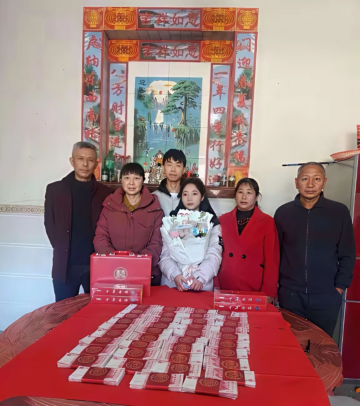 这婚定的，没有一个人是开心的​​​