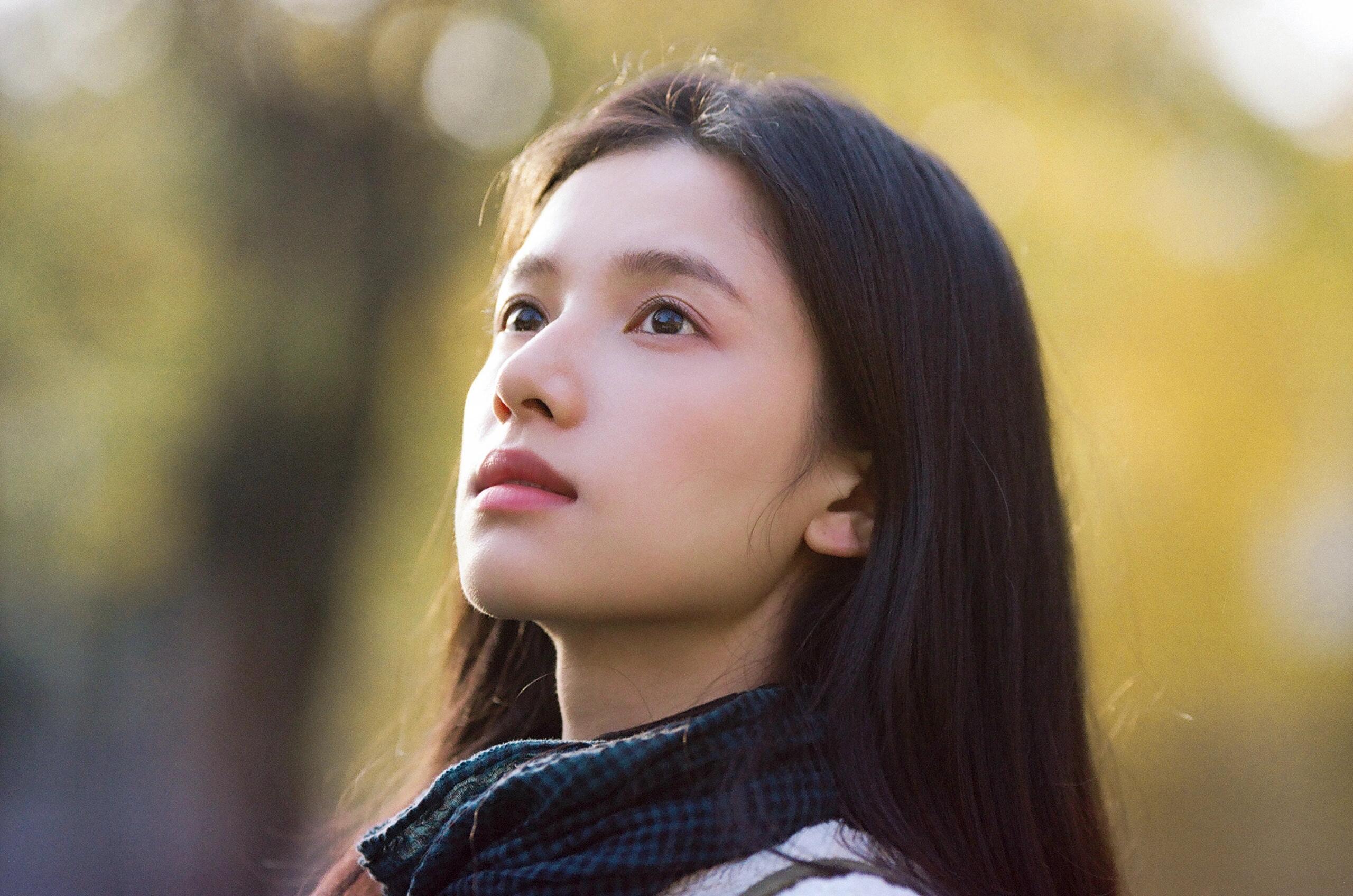 张婧仪高度近视张婧仪的眼睛会说话