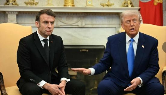 马克龙“卑微”求见！“乞求”特朗普来赴宴吃大餐，这波操作太“凡尔赛”。马克龙