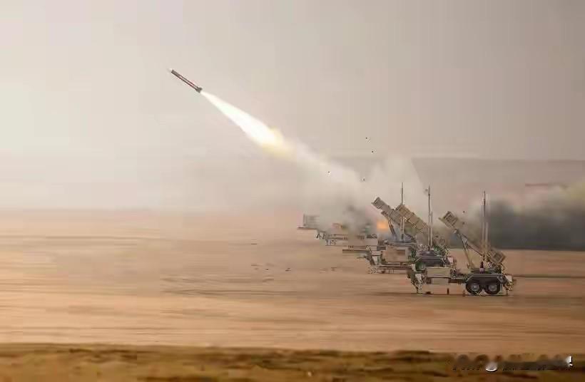 伊朗打击重大惊喜！导弹全部命中，以军拦截彻底失效！当地时间4月5日至6日，伊朗