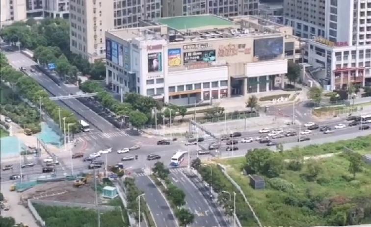 周邓快速路是浦东为新上海东站打造的核心配套快速路，也是未来东方枢纽最重要的进出通