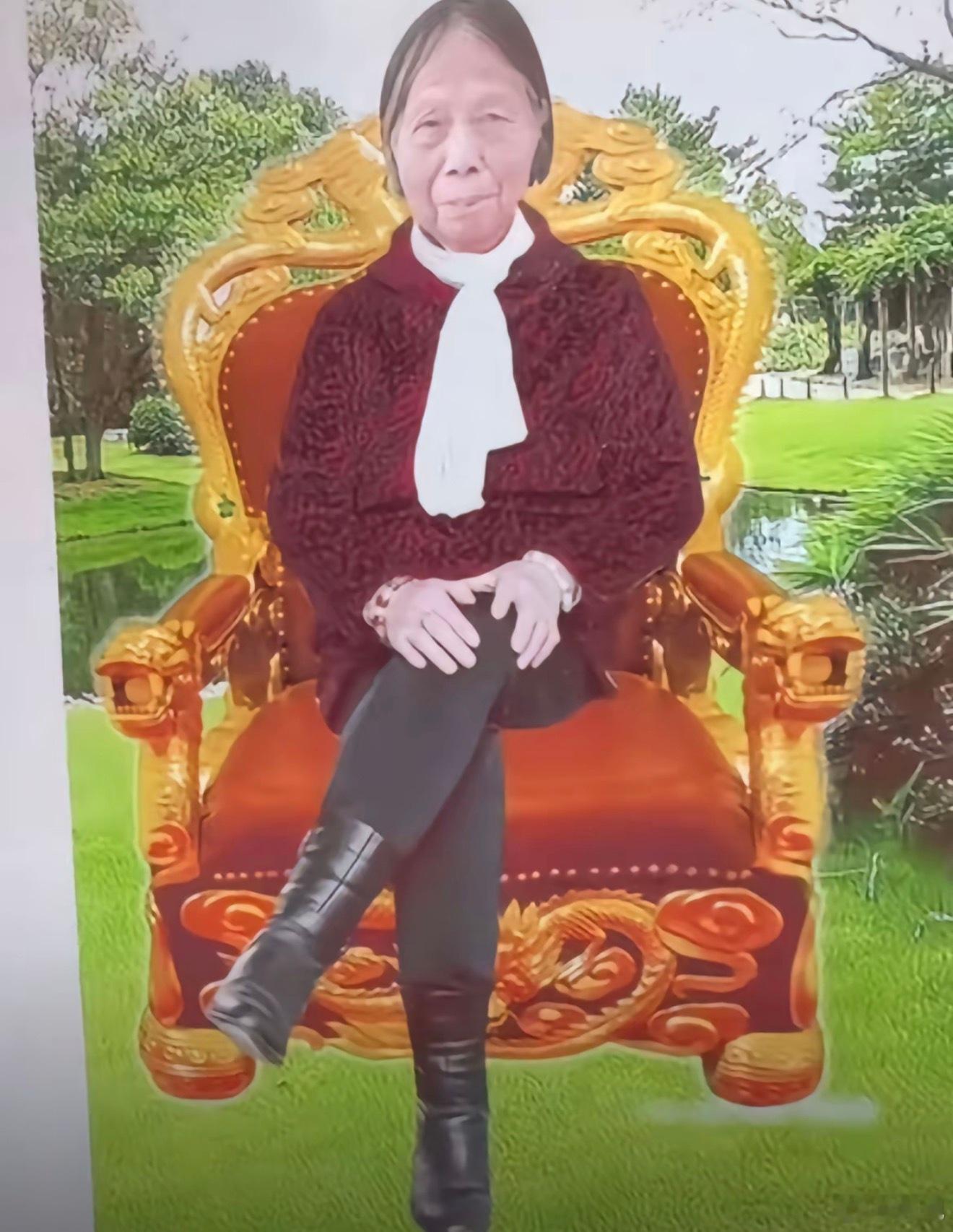 “乡村上给老人拍照直接p图！”