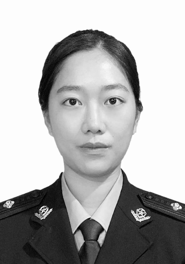 唐立俐（1996年11月24日—2020年8月9日），女，汉族，重庆市永川区人，