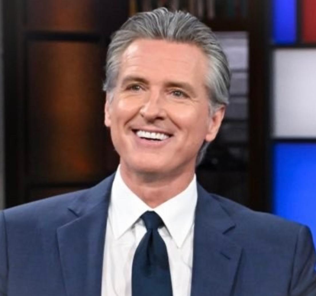 2026年2月，农历丙午马年春节期间，美国加州州长纽森公开发文送上农历新年