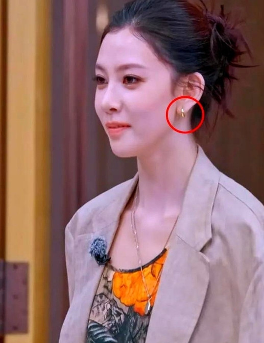 追综艺的友友们，看《浪姐》四公分组是不是都惊呆了，宋妍霏居然没人选！当时