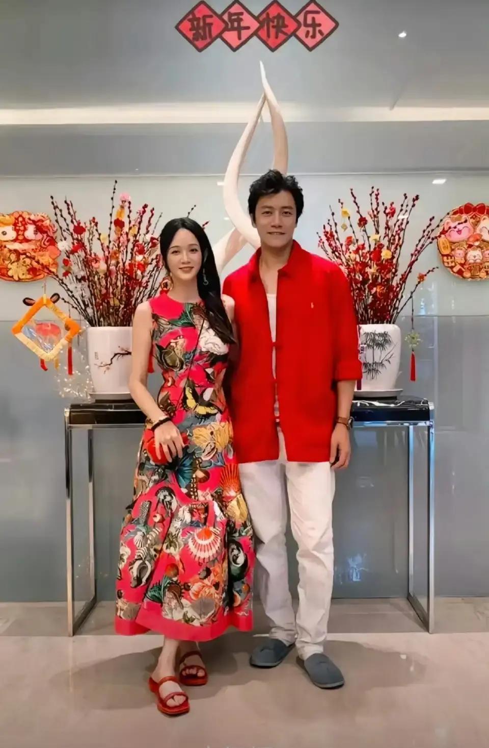 嫁豪门第四年，44岁陈乔恩铁了心不生娃。你看到没，她飞了3000公里回大马婆家