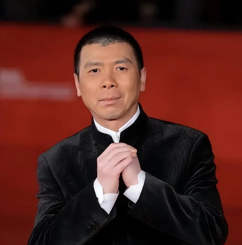 冯小刚应该是中国最嚣张的导演了吧，刷到了他不少的早年言行。票房好的时候，他