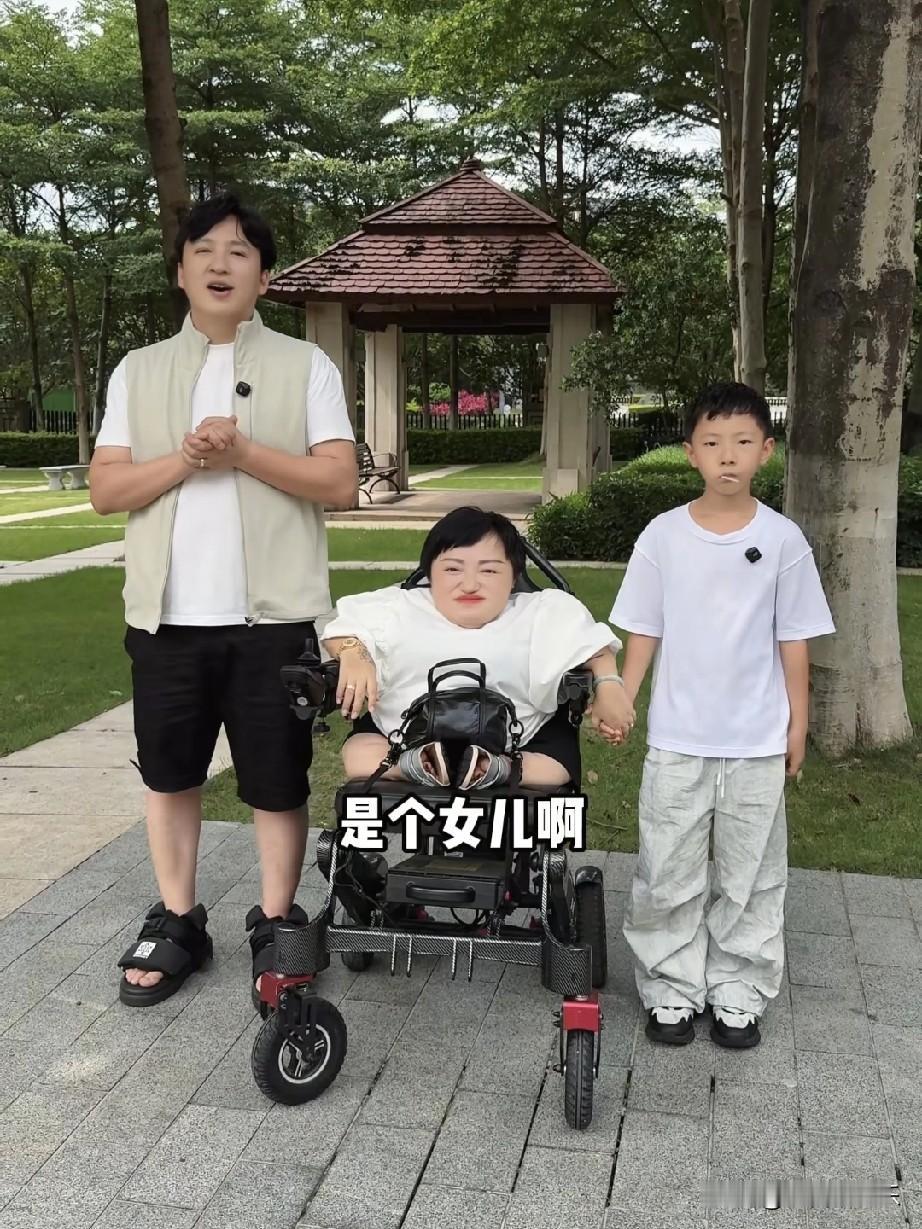 刷到李喜梅和大双官宣二胎，还没移植成功，就给孩子买衣服了。按理说怀孕三个月