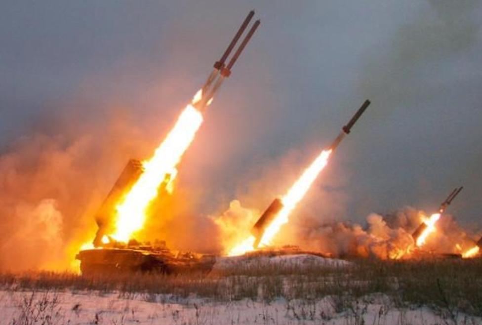 乌军三个阵地被摧毁。据俄罗斯卫星通讯社12月7日报道，位于苏梅州安德烈耶夫卡