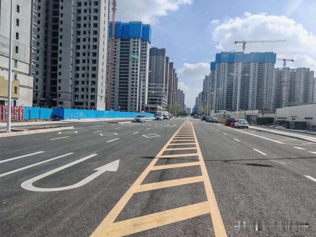 出行利好！北辰东路（欧亚大道-浐灞三路）通车啦好消息传来！近日，由西安城投道