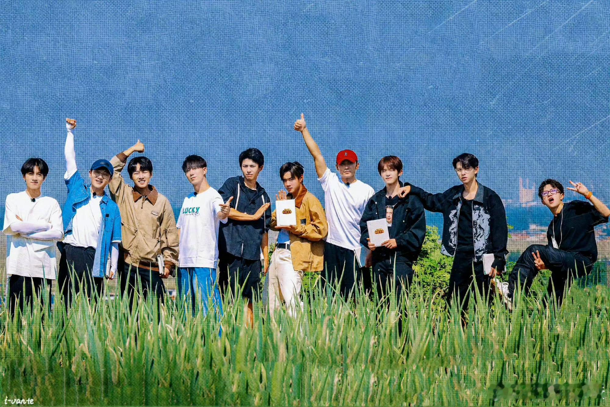 十个勤天接亲游戏难倒伴郎团今夜喜友秀今夜喜友秀曝出搞笑梗，十个勤天接亲游戏难住伴