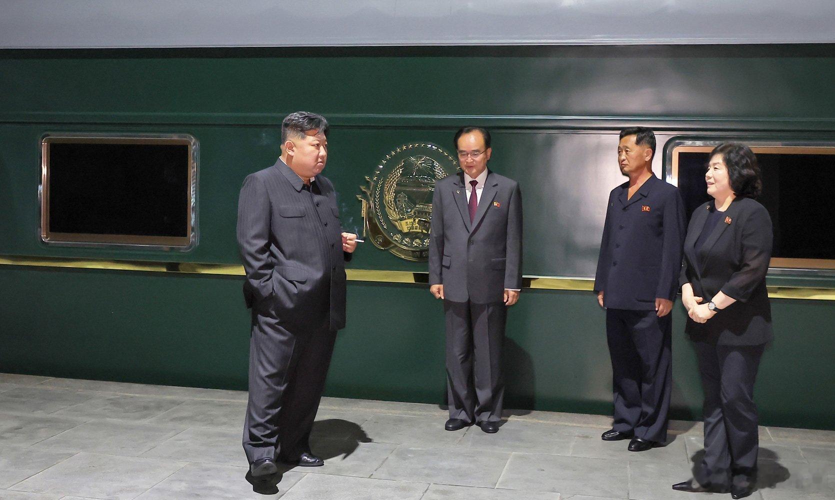 金正恩启程访华的照片。​​​