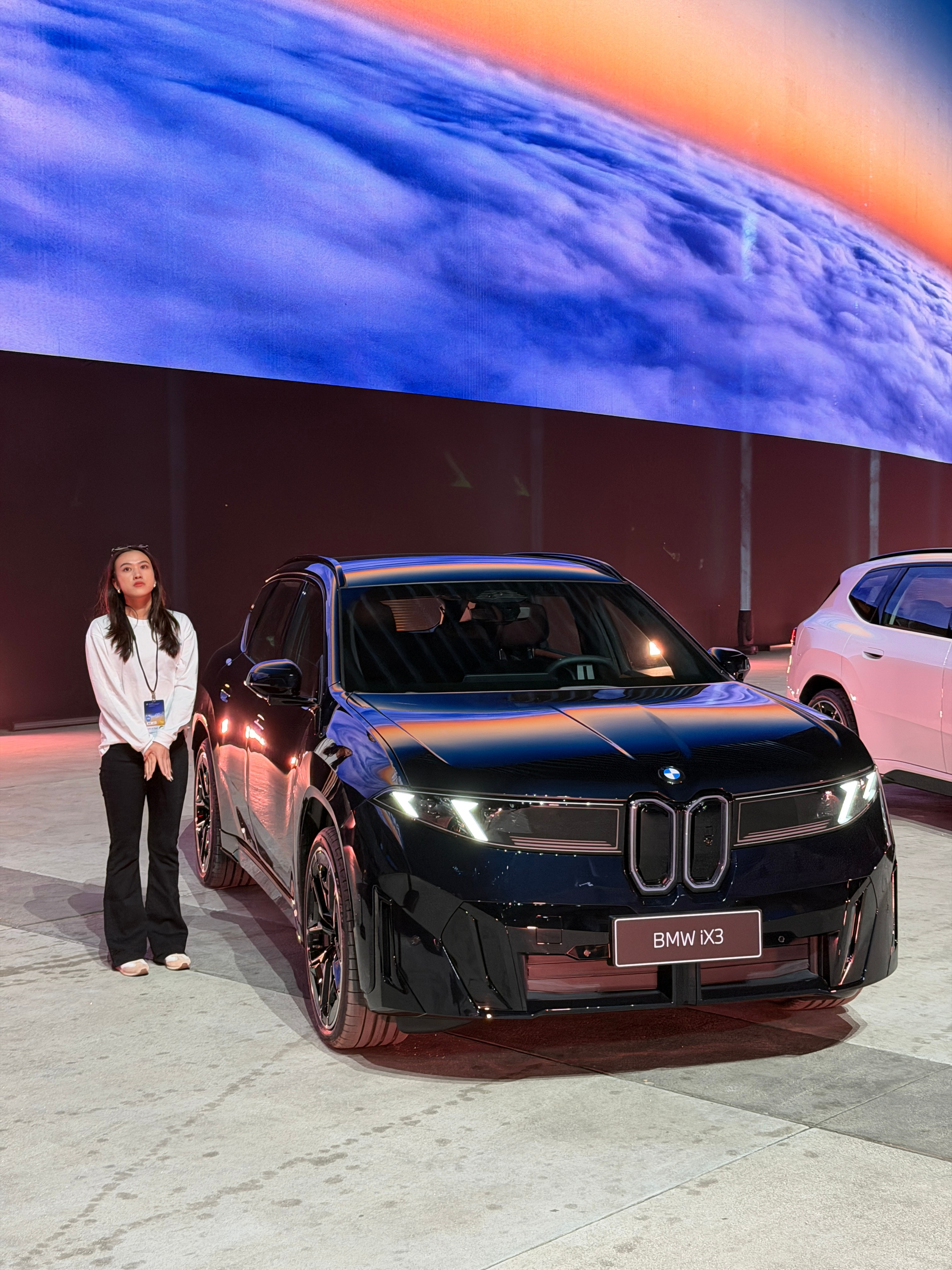 宝马新时代iX3的设计离近看很好看很多细节离近看就能看到高级感和设计所在