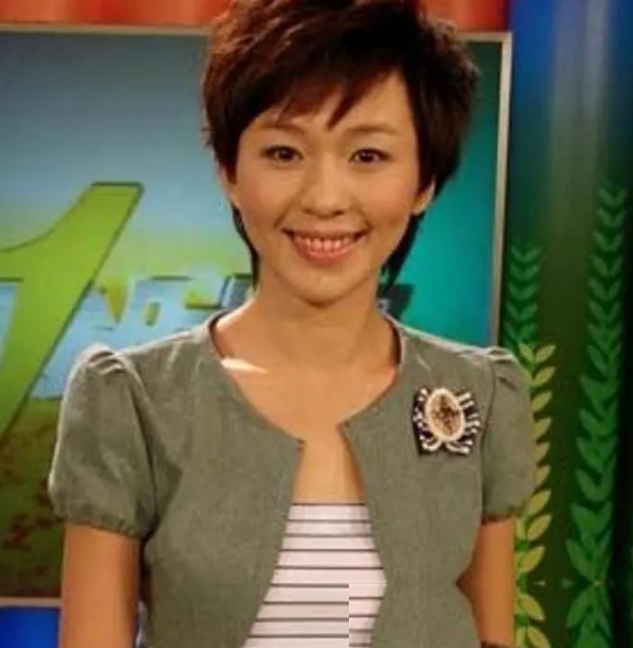 辞职的理由千千万，但你听过因为老板要给自己升职，吓得连夜提桶跑路的吗？前央视主
