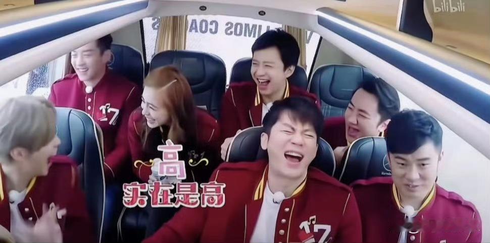 终究是回不去了，以前的跑男不会有人看着窗外发呆……