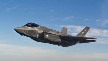F35为啥飞不快呢？说白了，是因为美国太自大了，低估了中国空军的发展速度。很多