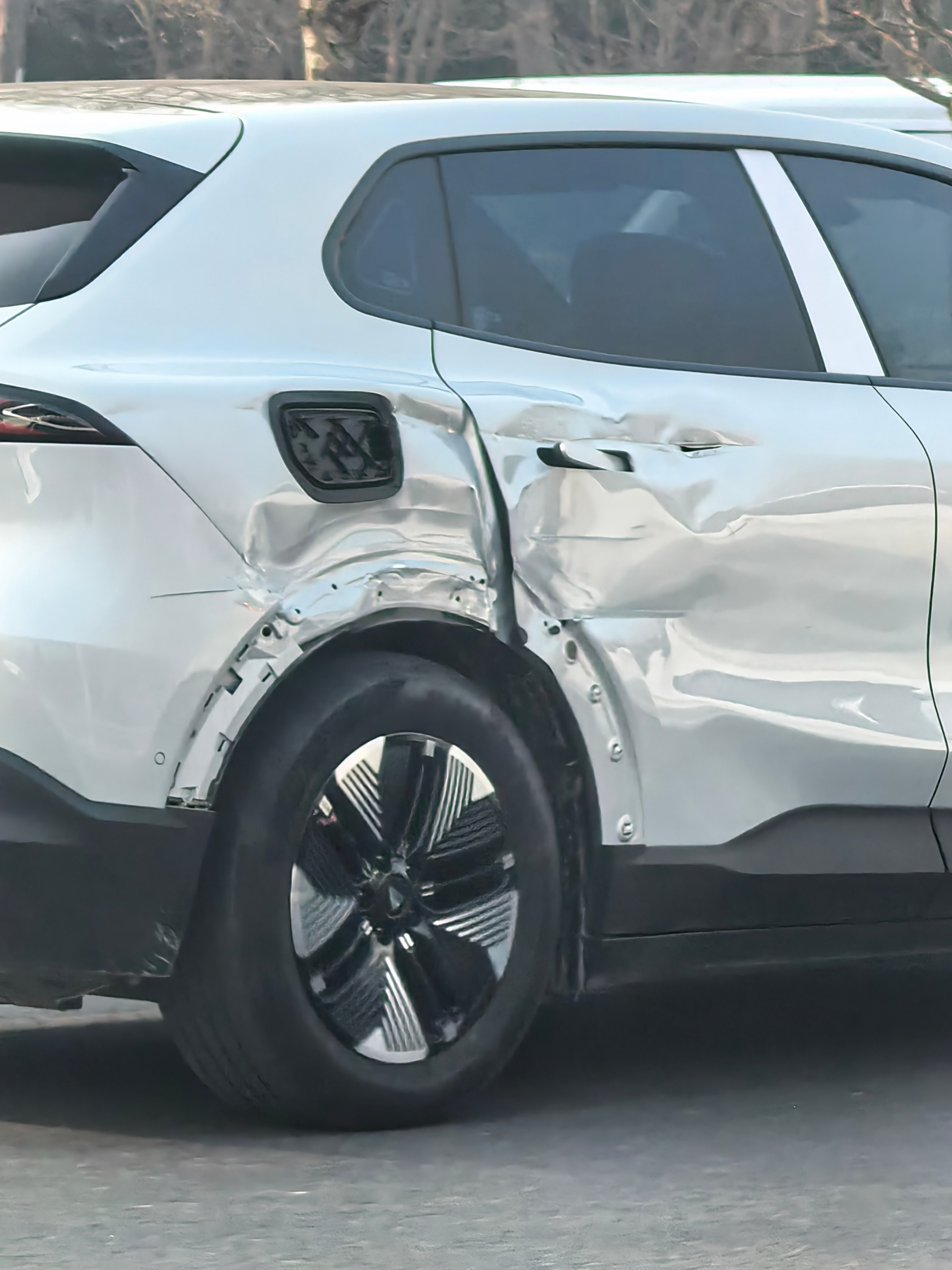 如果你的车不幸受了这样的伤请谨慎选择维修方案其实市场上很多“事故车”并非真的大事